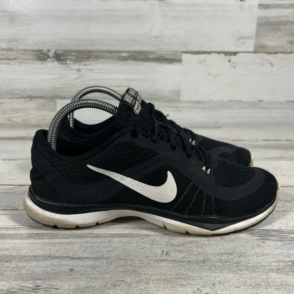 Nike Womens 831217-001 Flex TR6 Training Sneakers Black White Lace Up Shoes 7.5